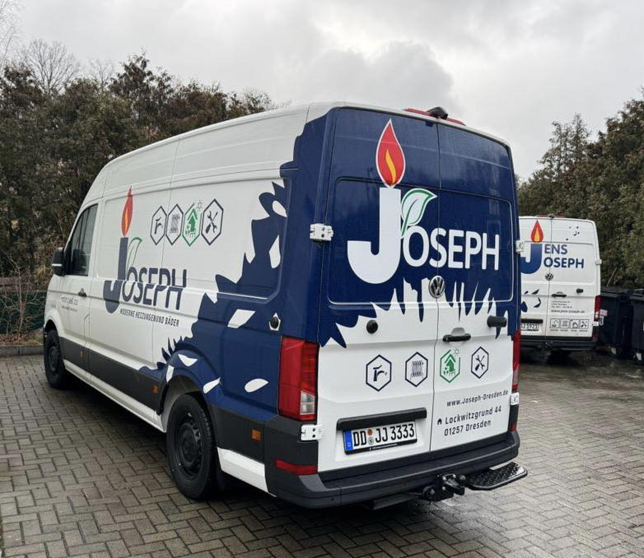 Neues Logo und neues Design unserer Fahrzeuge