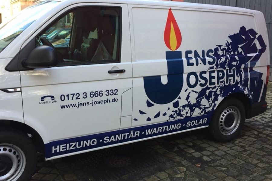 Neues Design unserer Firmenfahrzeuge